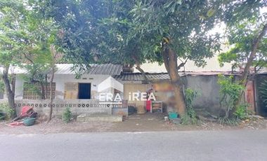 RUMAH DIJUAL DI SOLO SERENGAN DEKAT PASAR HARJODAKSINO, PUSAT BISNIS SOLO BARU