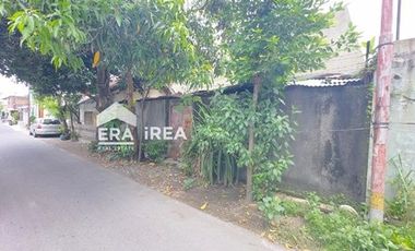 RUMAH DIJUAL DI SOLO SERENGAN DEKAT PASAR HARJODAKSINO, PUSAT BISNIS SOLO BARU