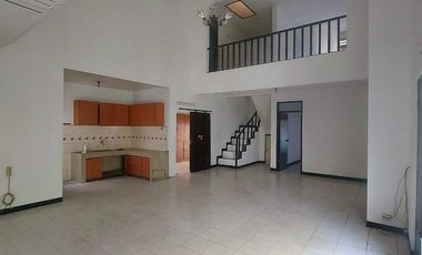 RUMAH MINIMALIS TENGAH KOTA 2 LANTAI SIAP HUNI DI TURANGGA BANDUNG