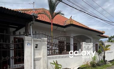 DIJUAL RUMAH STRATEGIS DEKAT KEROBOKAN DI TANGKUBAN PERAHU DENPASAR