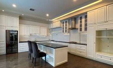 Kuningan Area, Disewakan Rumah Mewah Lokasi Strategis Cocok Untuk Hunian Expat atau Kedutaan di Patra Kuningan