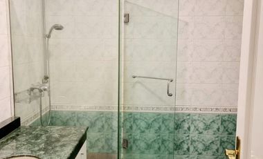 Disewa Apartemen Simprug Teras 3BR Uk 175 m2 Furnished at Jakarta Selatan