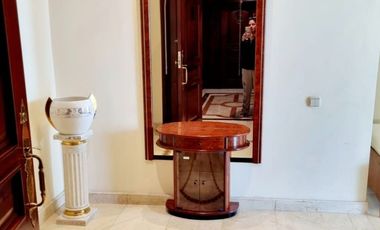 Disewa Apartemen Simprug Teras 3BR Uk 175 m2 Furnished at Jakarta Selatan