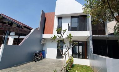 RUMAH BARU DI CIGADUNG CIBEUNYING DAGO BANDUNG Akses Mudah Harga Nego