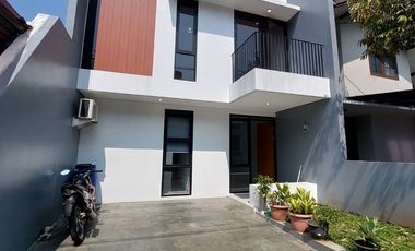 RUMAH BARU DI CIGADUNG CIBEUNYING DAGO BANDUNG Akses Mudah Harga Nego