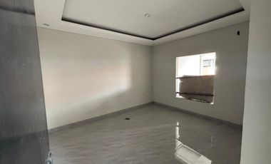 RUMAH BARU BAGUS 2 LT 4 BR KAWASAN PERUMAHAN ONE GATE DI DENPASAR BARAT