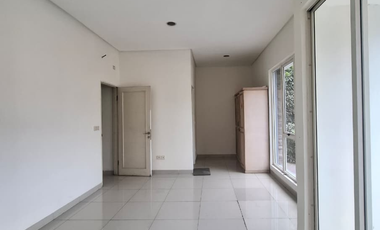 Disewakan Cepat Rumah Golf Lake Uk 8X20