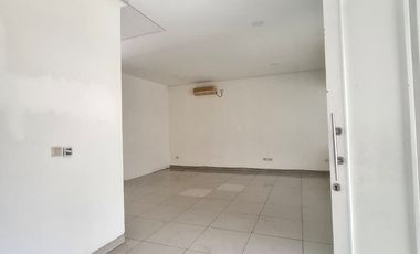 Disewakan Cepat Rumah Golf Lake Uk 8X20