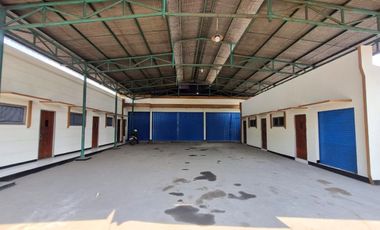Gudang siap pakai 3lt luas 950m Karawaci Tangerang