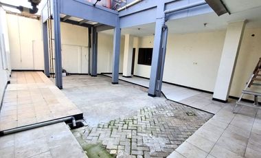 Gudang siap pakai 3lt luas 950m Karawaci Tangerang