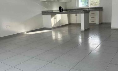 Casa de una planta, ideal  para adultos mayores/ejecutivos, para empezar a crecer tu partrimonio ,se ubica en| Conkal, al norte de Mérida