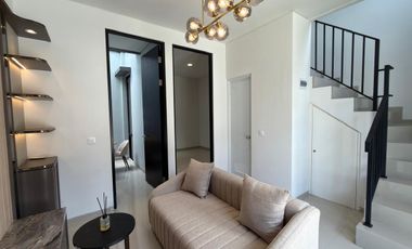 Dijual Rumah 2 lantai lebar 5 di Surabaya timur dekat ITS dan Pakuwon City