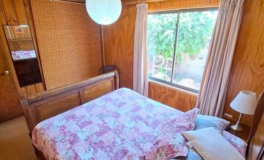 SINCRONICA PROPIEDADES ARRIENDA CENTRICA Y AMPLIA CASA CON VISTA AL MAR EN ALGARROBO