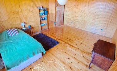 SINCRONICA PROPIEDADES ARRIENDA CENTRICA Y AMPLIA CASA CON VISTA AL MAR EN ALGARROBO