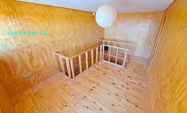 SINCRONICA PROPIEDADES ARRIENDA CENTRICA Y AMPLIA CASA CON VISTA AL MAR EN ALGARROBO