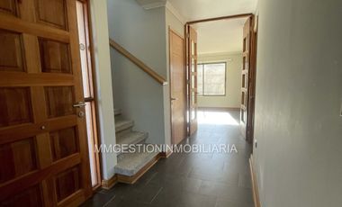 Se arrienda casa en condominio Curauma