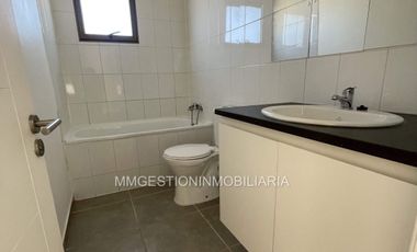 Se arrienda casa en condominio Curauma