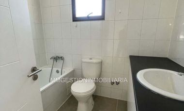 Se arrienda casa en condominio Curauma