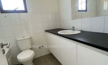 Se arrienda casa en condominio Curauma