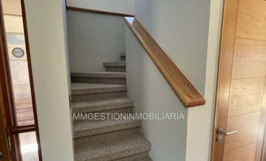 Se arrienda casa en condominio Curauma
