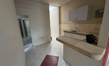 En venta casa de 3 dormitorios en cdla.La Orquídeas Norte.