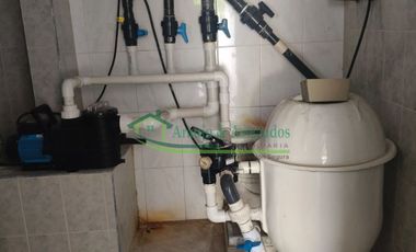 Vendemos hermosa casa de tres pisos en Conjunto en la ciudad de Girardot.