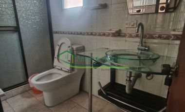 Vendemos hermosa casa de tres pisos en Conjunto en la ciudad de Girardot.