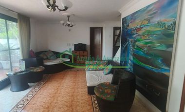 Vendemos hermosa casa de tres pisos en Conjunto en la ciudad de Girardot.