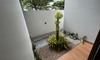 Rumah 2 lantai 4 kamar tidur dekat panakukkang makassar