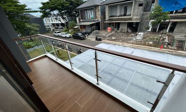 Rumah 2 lantai 4 kamar tidur dekat panakukkang makassar