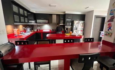 Casa independiente esquinera con galpón en renta – Sector Fajardo, Valle de los Chillos