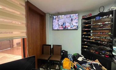 Casa independiente esquinera con galpón en renta – Sector Fajardo, Valle de los Chillos