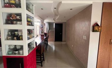 Casa independiente esquinera con galpón en renta – Sector Fajardo, Valle de los Chillos