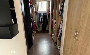 Casa independiente esquinera con galpón en renta – Sector Fajardo, Valle de los Chillos
