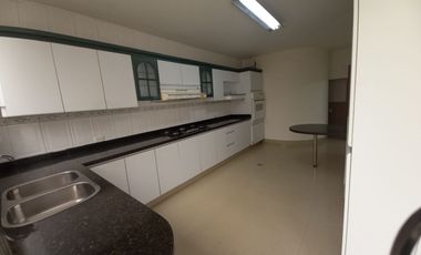 Venta casa independiente en Cristales Cali oeste