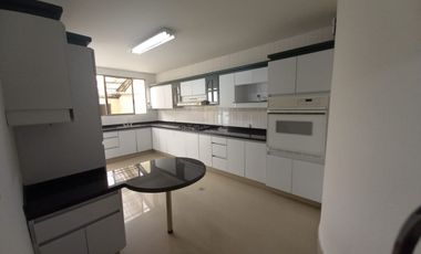 Venta casa independiente en Cristales Cali oeste