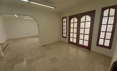 Venta casa independiente en Cristales Cali oeste