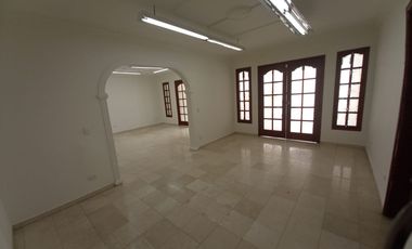 Venta casa independiente en Cristales Cali oeste