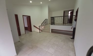 Venta casa independiente en Cristales Cali oeste