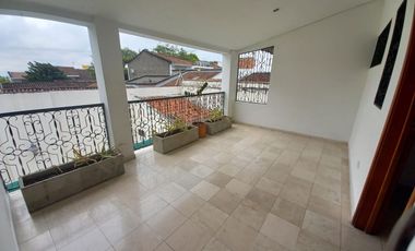 Venta casa independiente en Cristales Cali oeste