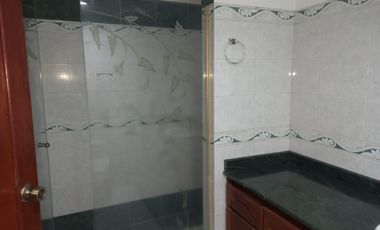 Venta casa independiente en Cristales Cali oeste