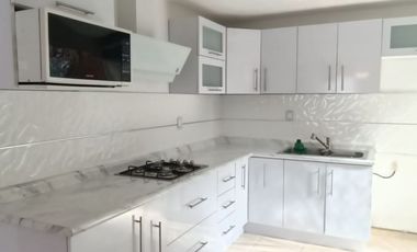 EN REAL NAVARRA PRECIOSA CASA DE TRES RECAMARAS