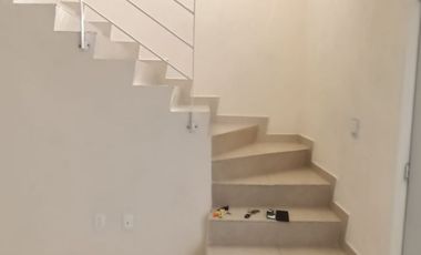 EN REAL NAVARRA PRECIOSA CASA DE TRES RECAMARAS