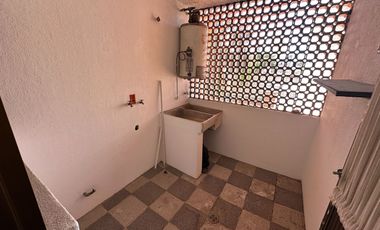 DEPARTAMENTO EN VENTA – COLONIA LADRÓN DE GUEVARA | CERCA DE PROVIDENCIA