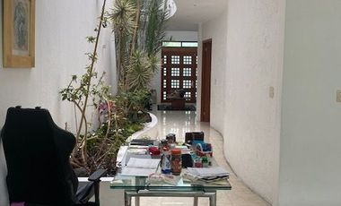 CASA EN VENTA EN BOSQUES DE ANGELÓPOLIS, LA MEJOR UBICACIÓN DE TODA LA CIUDAD, 3 RECÁMARAS, PUEBLA