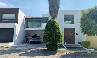 CASA EN VENTA EN BOSQUES DE ANGELÓPOLIS, LA MEJOR UBICACIÓN DE TODA LA CIUDAD, 3 RECÁMARAS, PUEBLA