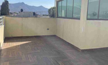 Excelente propiedad de 3 niveles