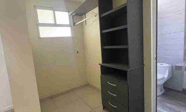 Excelente propiedad de 3 niveles