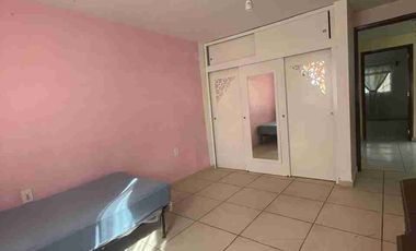 Excelente propiedad de 3 niveles