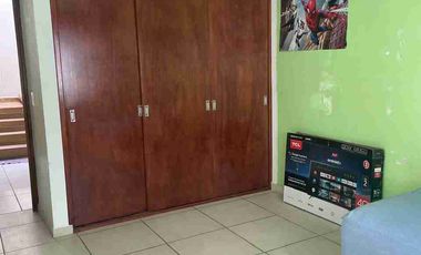 Excelente propiedad de 3 niveles